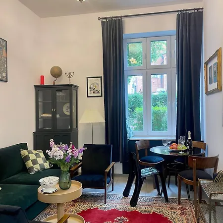 Pl Design Project Rynek Podgorski 4 Apartment