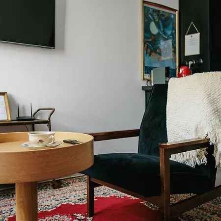 Pl Design Project Rynek Podgorski 4 Apartment
